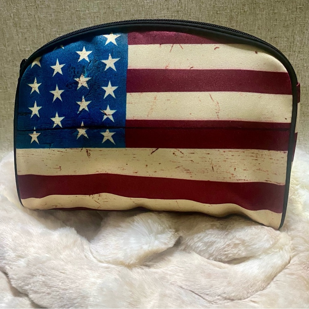 American Flag Print Pouch